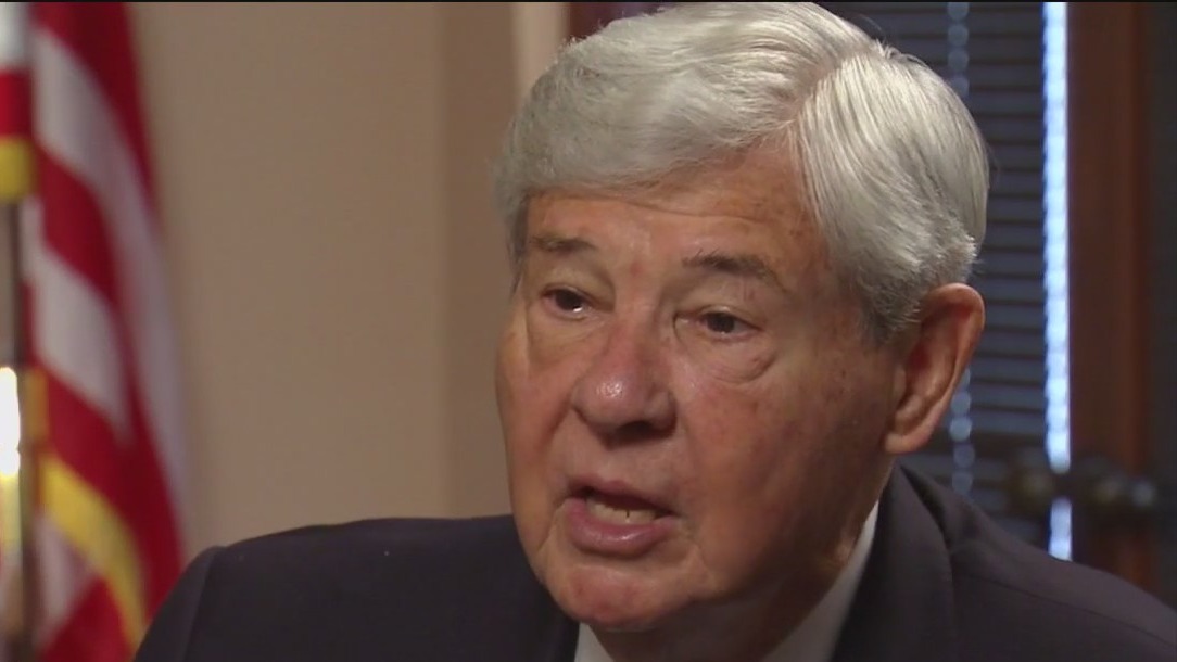 Floridians remember Sen. Bob Graham