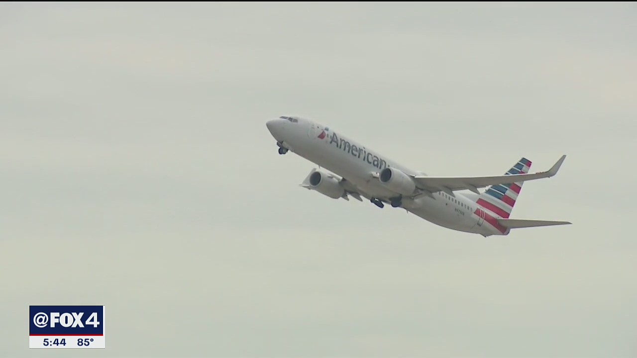 American Airlines will require employee vaccinations