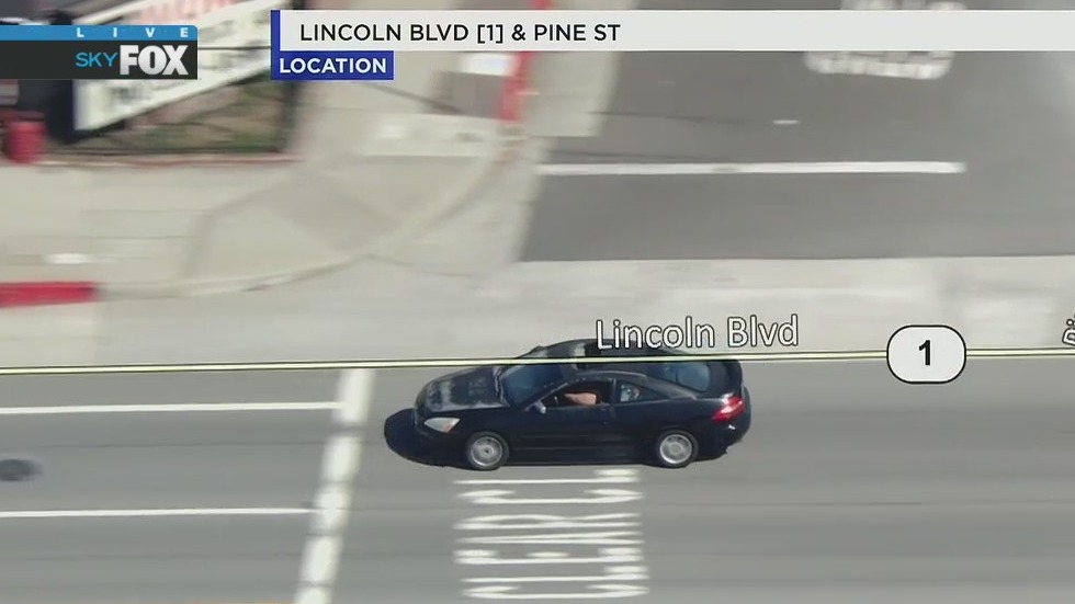 LAPD chase through Venice