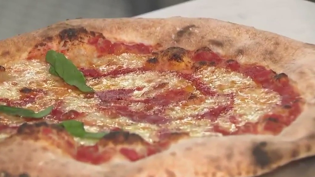 There’s a new pizza joint in Wauwatosa and guests are loving it