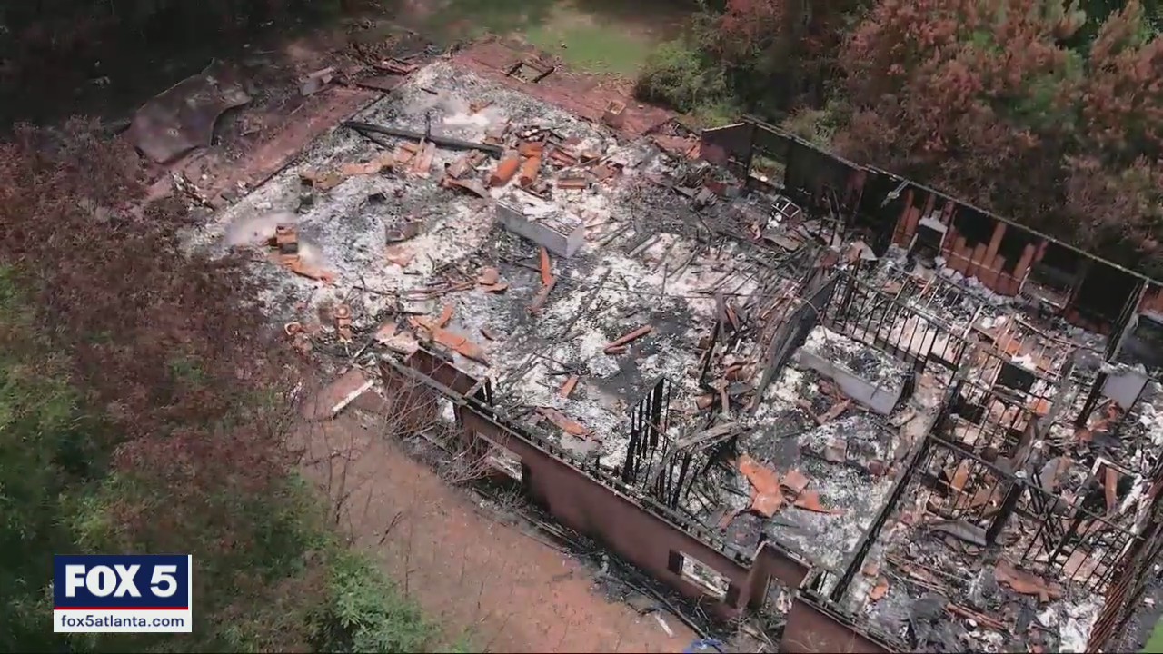 Search for arsonist who set fires in multiple South Fulton buildings