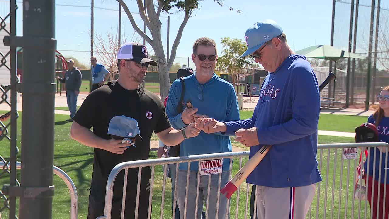 Bruce Bochy extended interview with Mike Doocy