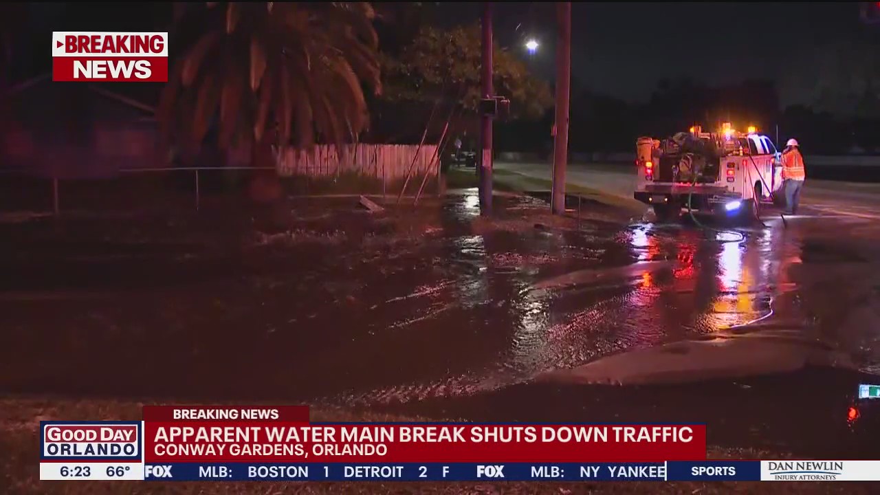 Apparent water main break blocks traffic in Orlando