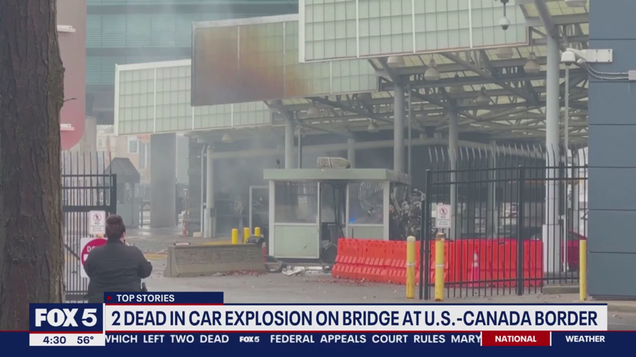 2 dead in car explosion on bridge at US-Canada border