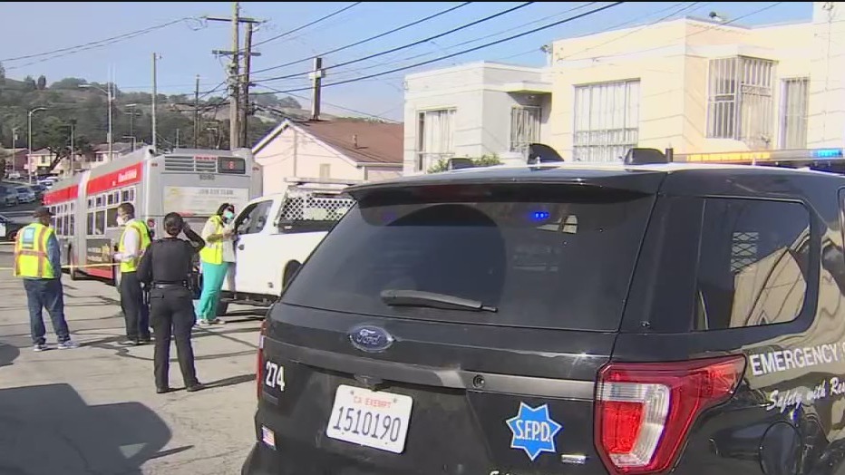 1 killed on a San Francisco Muni bus, another injured