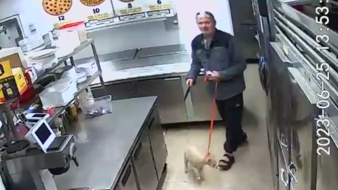 Man tries to set pizza parlor staff on fire