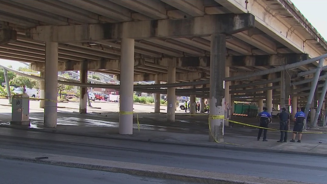 Tents torn down, trash cleared from homeless camp in downtown Austin