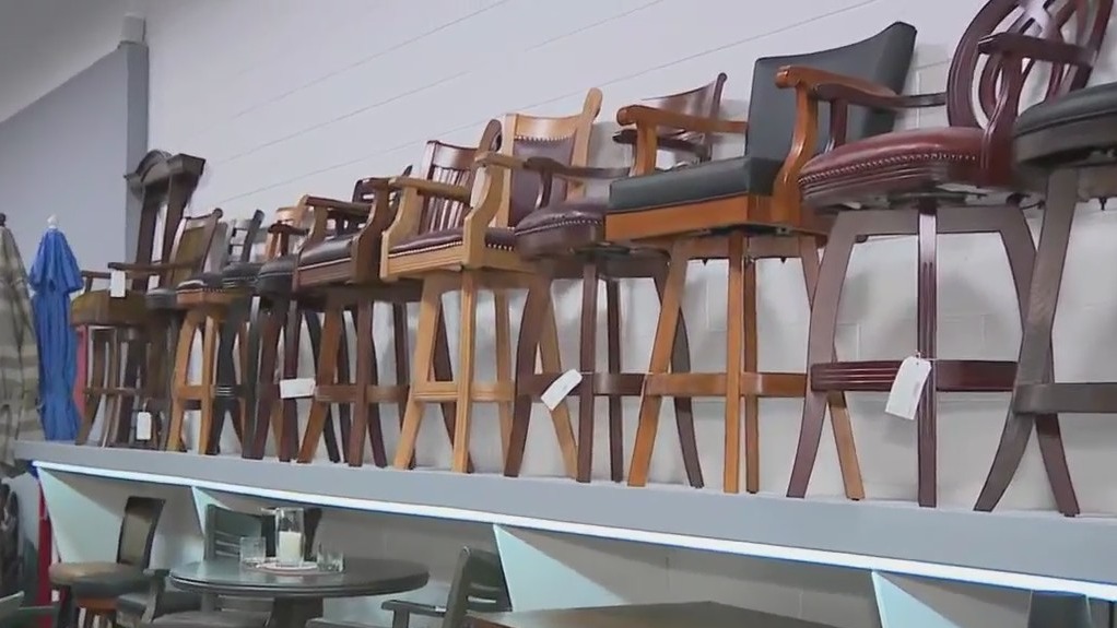 Plenty of barstool options