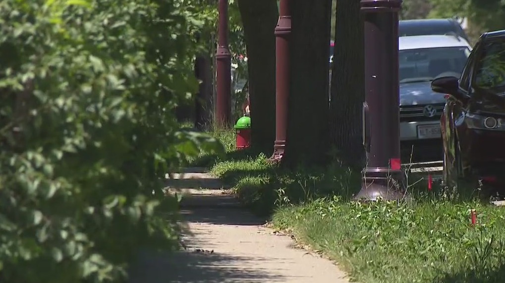 Milwaukee fatal shooting, man killed near Green Bay and Silver Spring