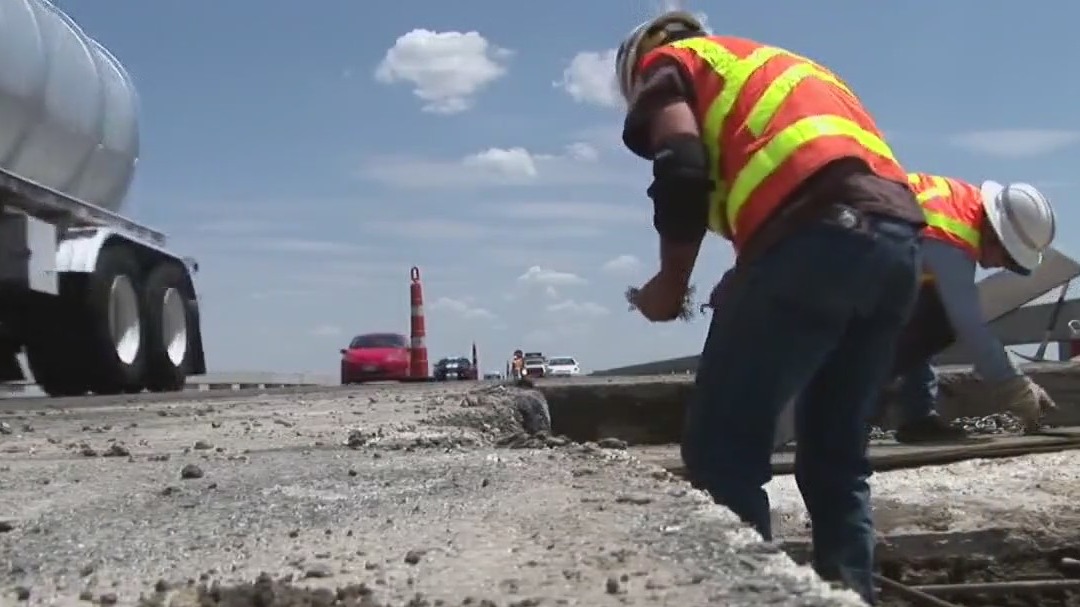 1/4 drivers are unaware of the “Move Over” law, AAA study says