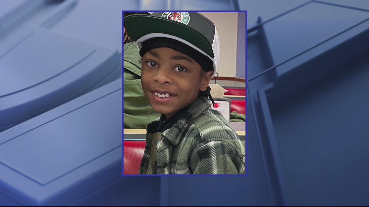 Missing: Dakari Davis last seen running through the Walmart parking lot in Chesterfield Twp