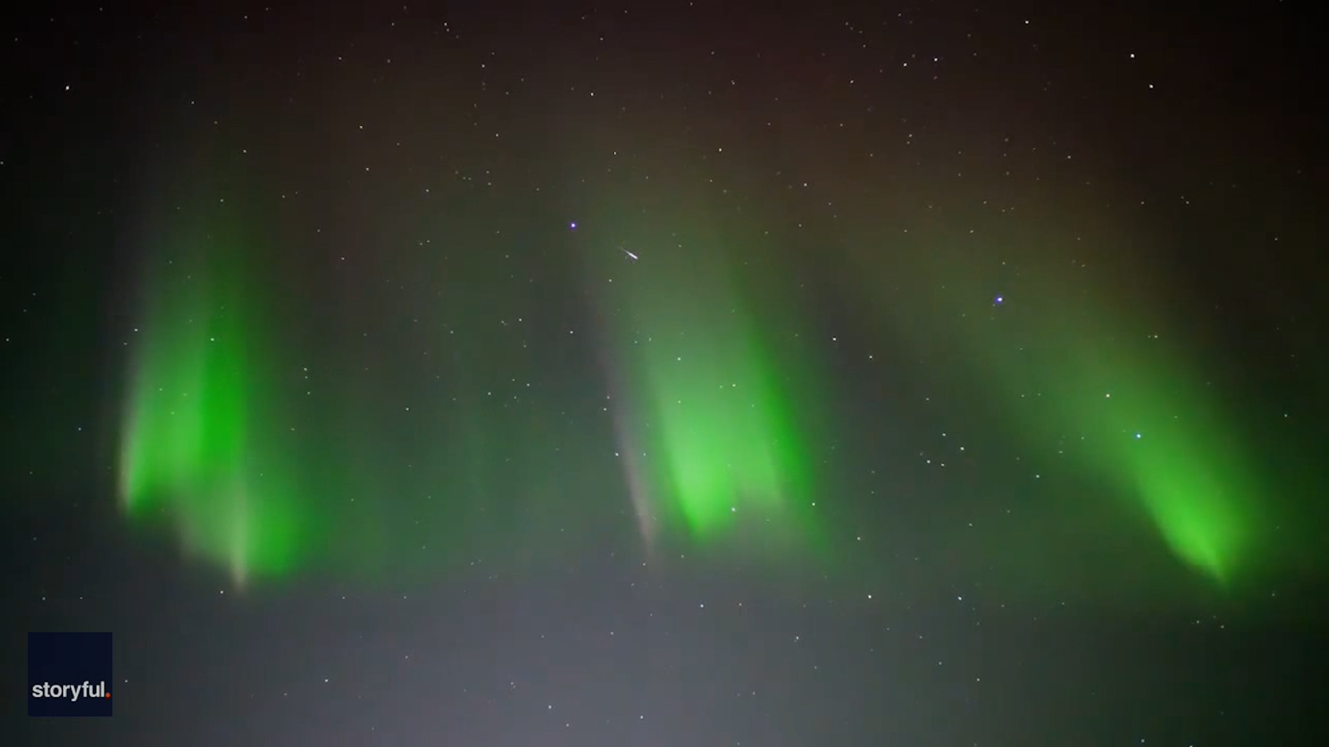 Dazzling auroral beads dance across night sky in Alaska