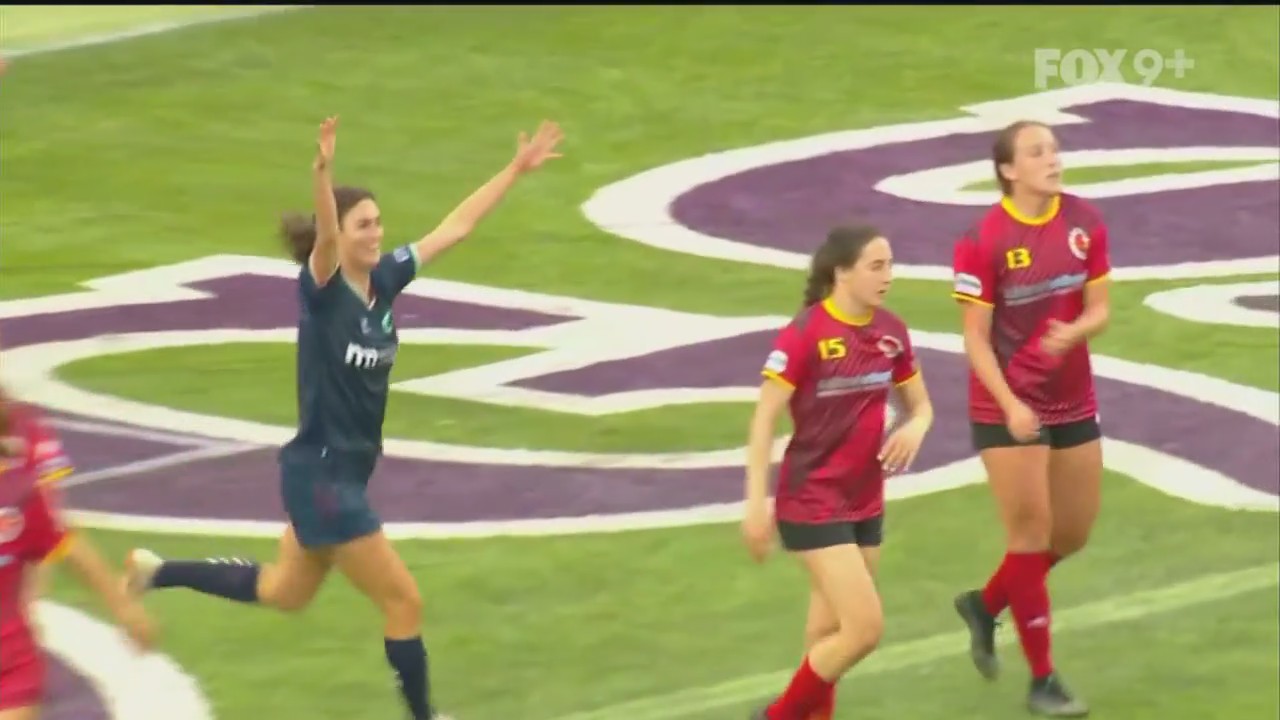 Aurora: Sophie French scores 1st goal, MN up 7-0