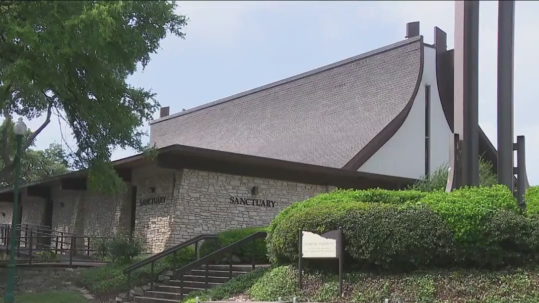 Central Austin church pays off AISD school lunch debt