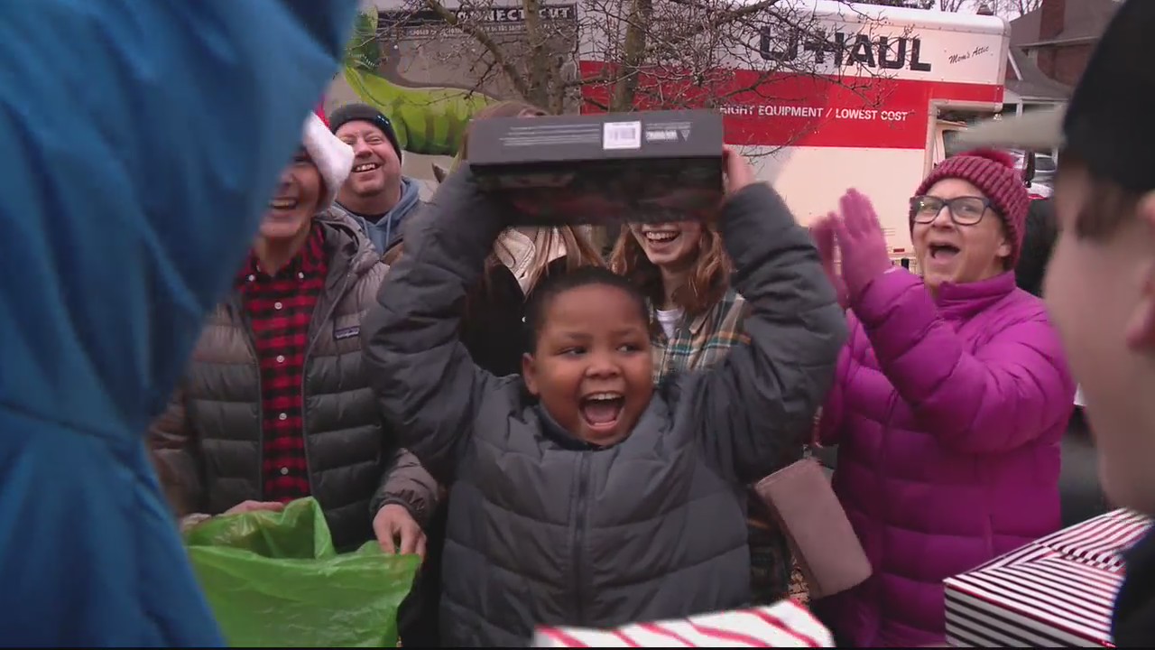 Yatooma Foundation delivers a special Christmas to families who have lost a parent