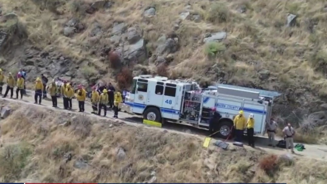 Driver stranded on cliff near Bakersfield for 5 days