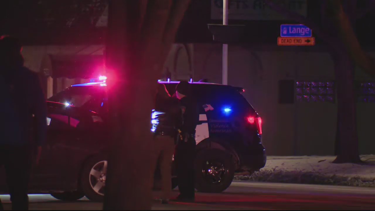 Armed pursuit suspect involved in possible police standoff in St. Clair Shores