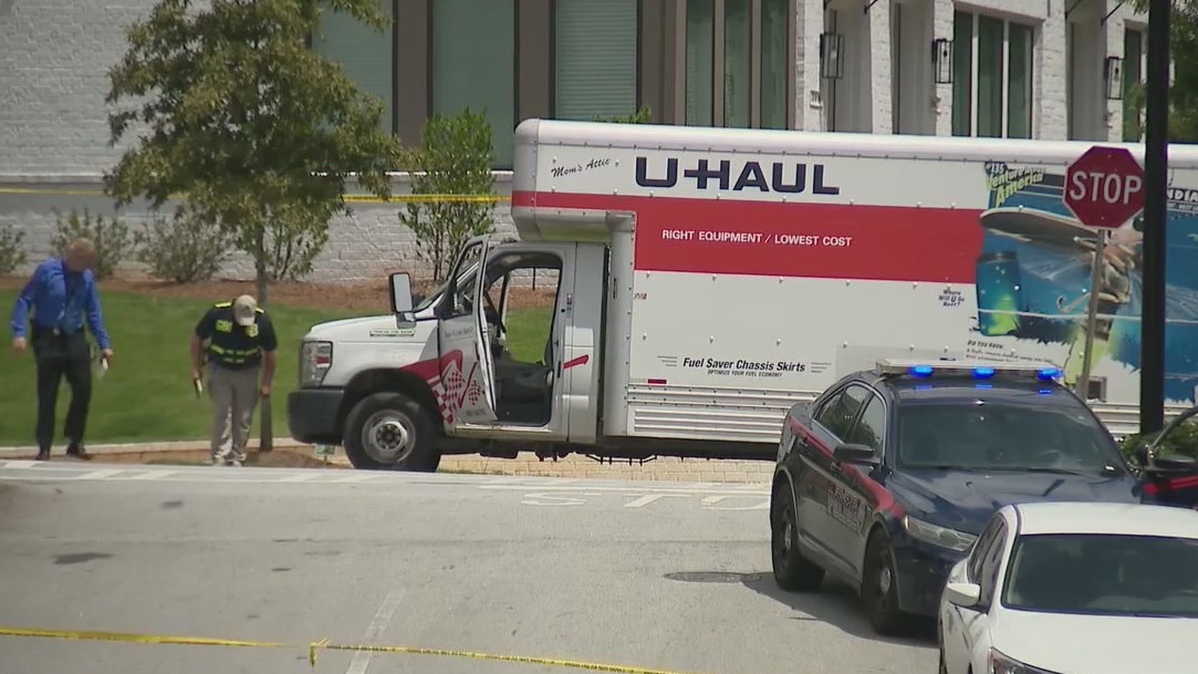 GBI investigates after man in U-Haul shot by police following dispute