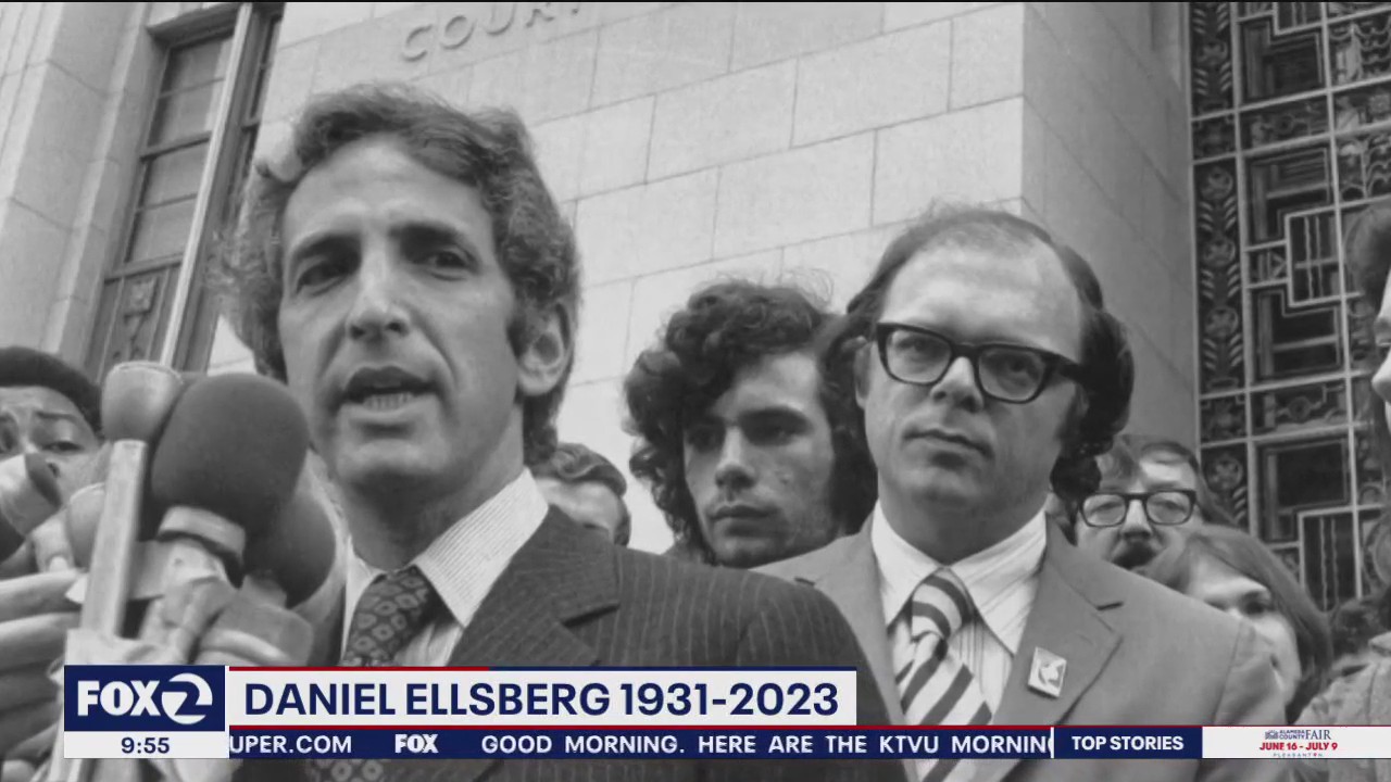 Daniel Ellsberg, Pentagon Papers whistleblower, dies at 92