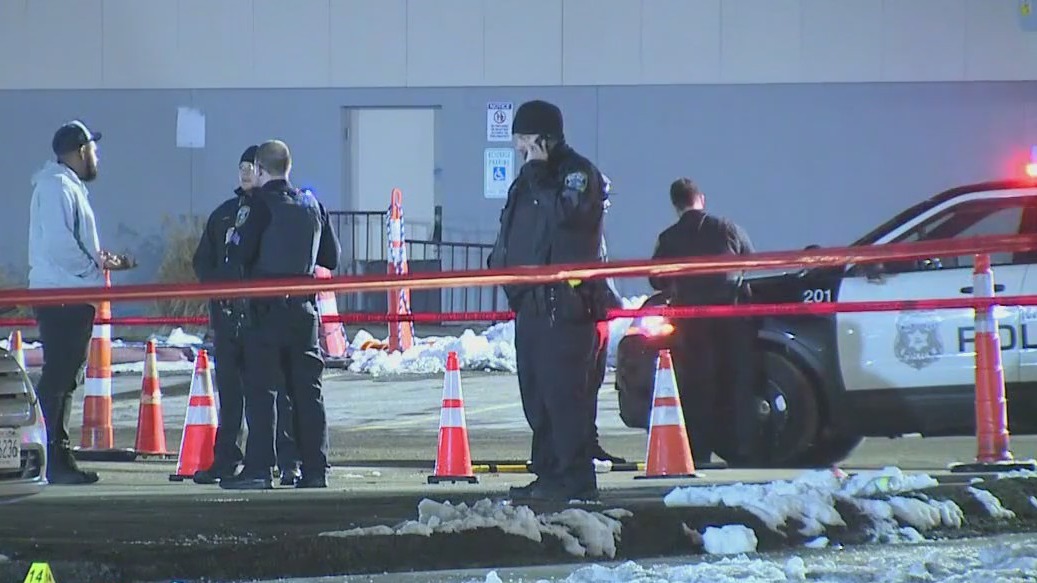 76th and Good Hope shooting; 5 men wounded