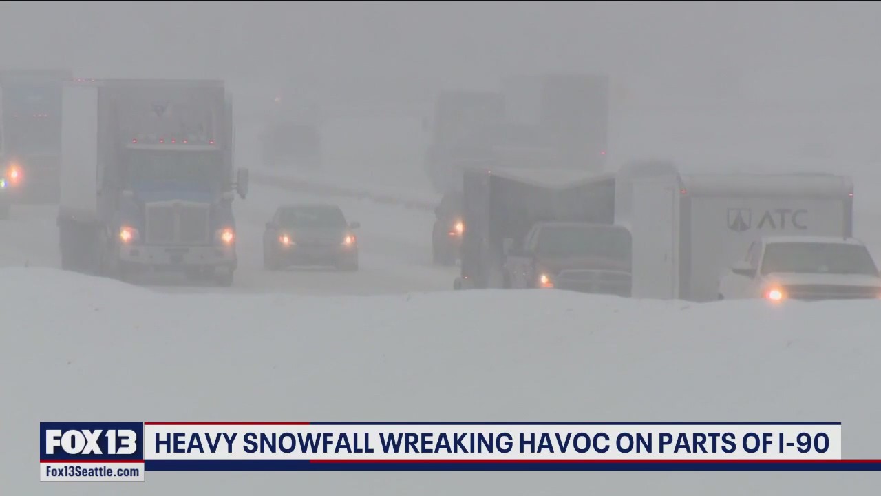 Heavy snowfall on the passes