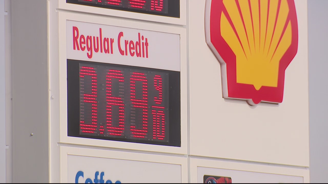 Gas prices up 40 cents per gallon since Russia invasion of Ukraine, increase likely to continue