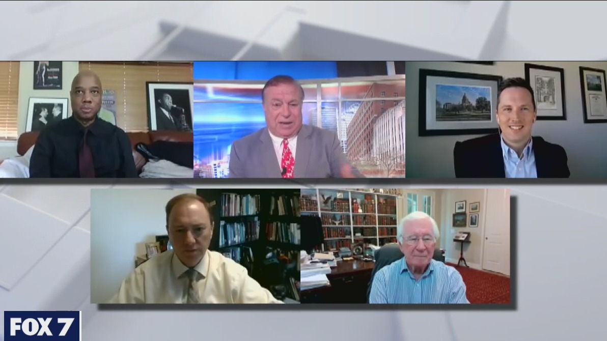 This Week in Texas Politics: The fight over books, the border and dog chains