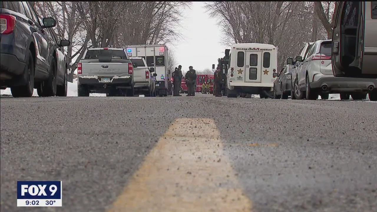 Standoff ends after 2 deputies shot in Winsted; suspect dead