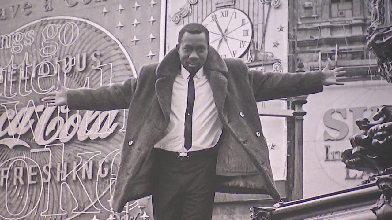 DIA exhibit of renowned photographer James Barnor showing connection between Ghana and UK