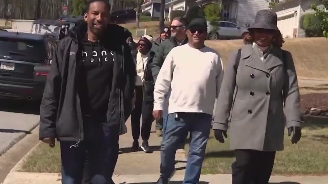 Mayor Dickens walks, talks with residents who live near planned public safety training center