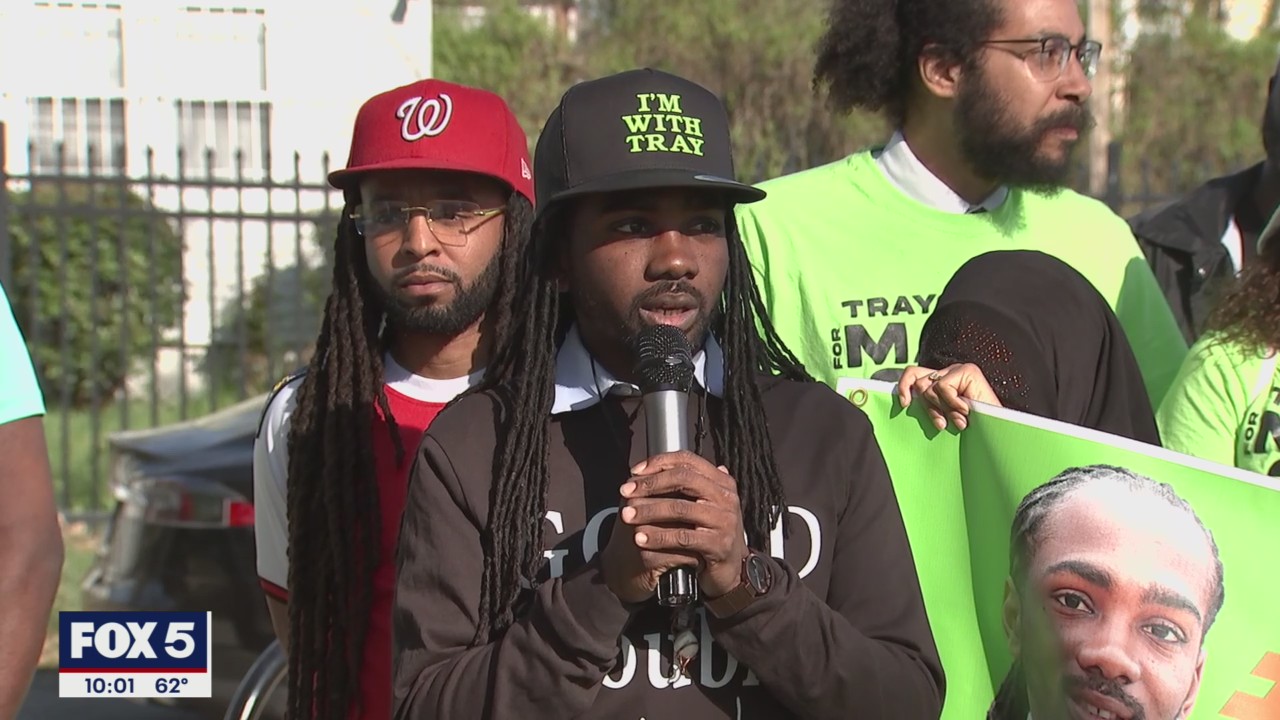 Trayon White defends his campaign signatures