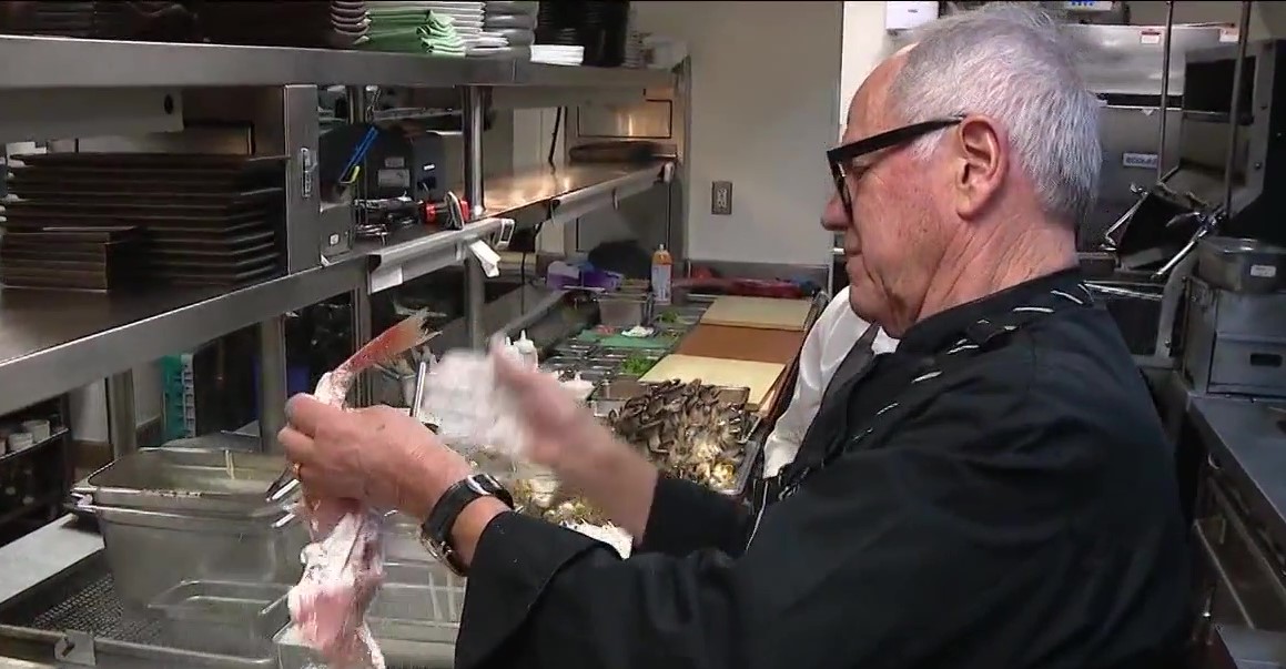 Wolfgang Puck plans Valentine's Day menu