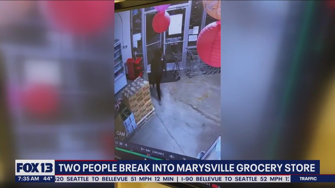 2 people break into Marysville grocery store