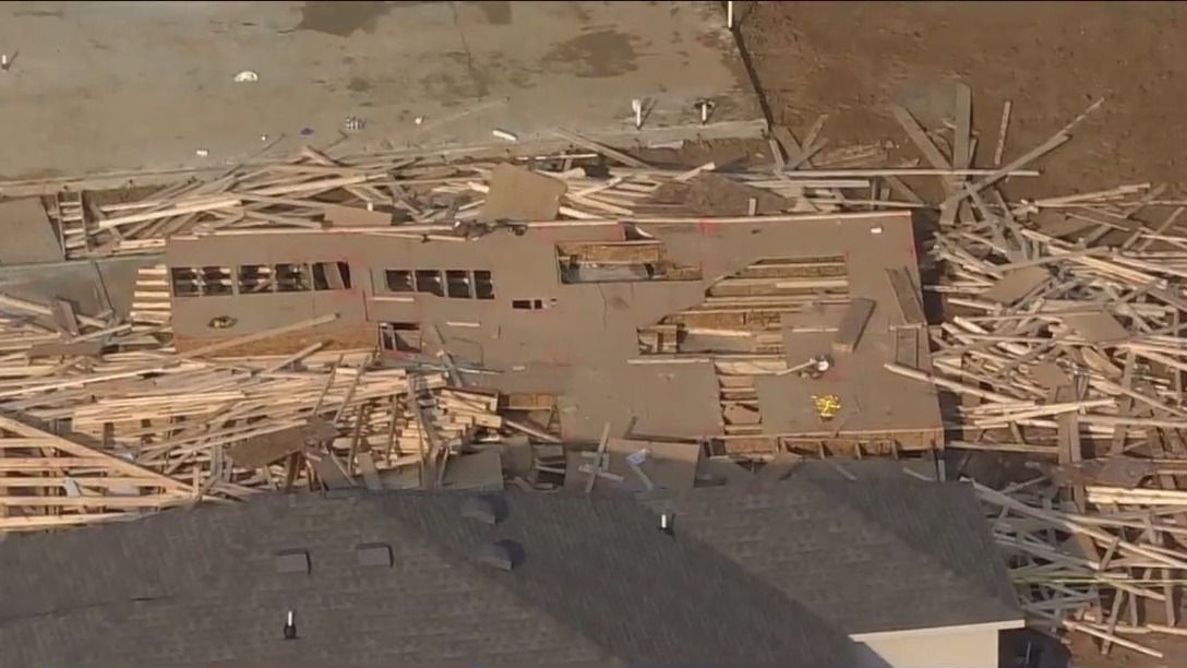 2 killed, 7 injured in Conroe construction site collapse