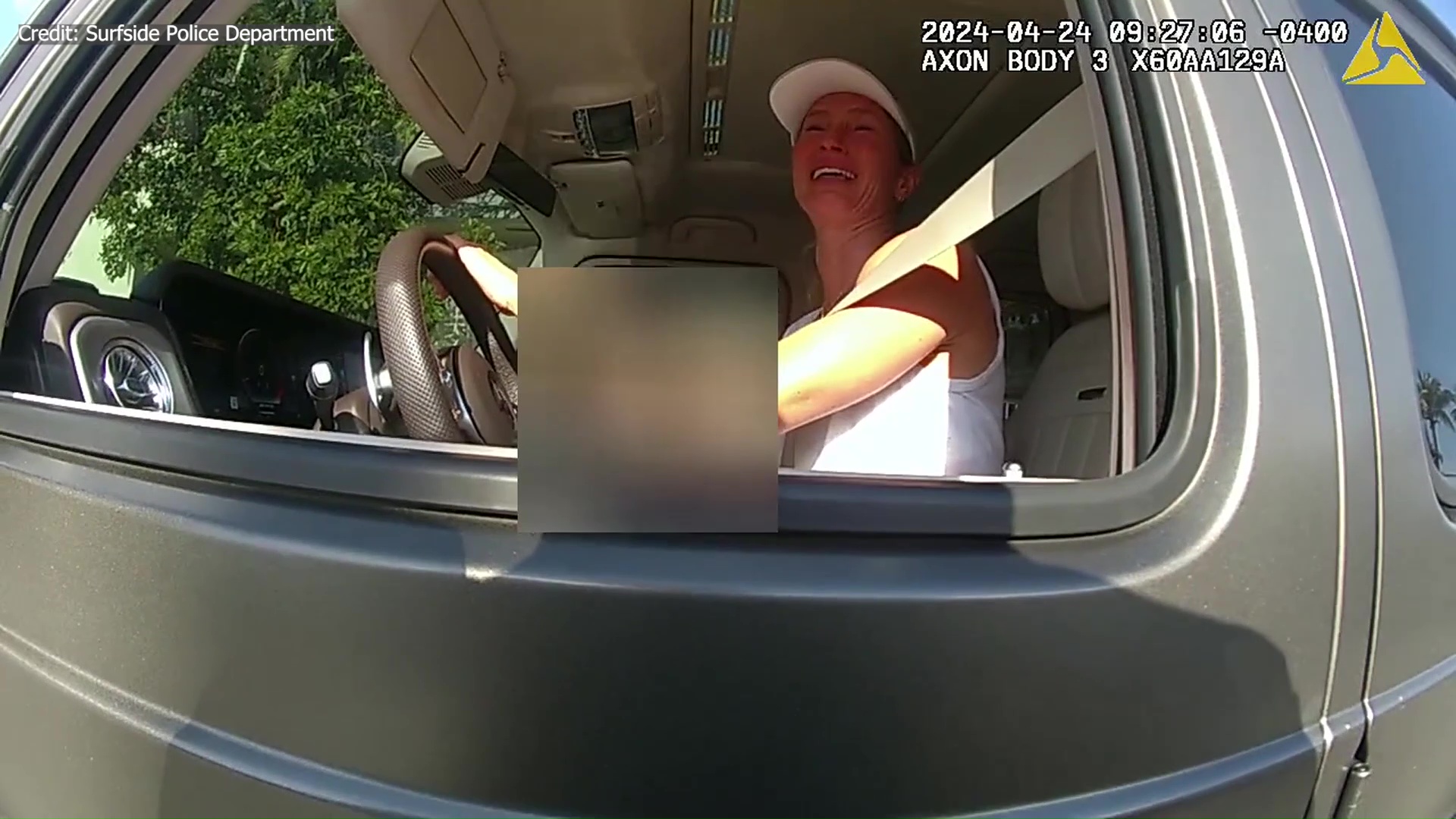 Gisele Bündchen cries to Florida officer during stop