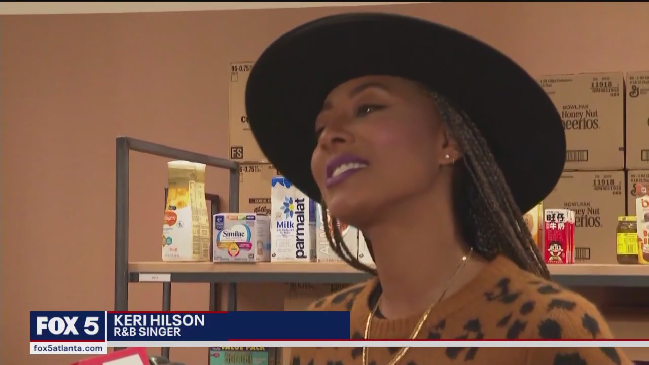 Keri Hilson helps make senior's Christmas brighter