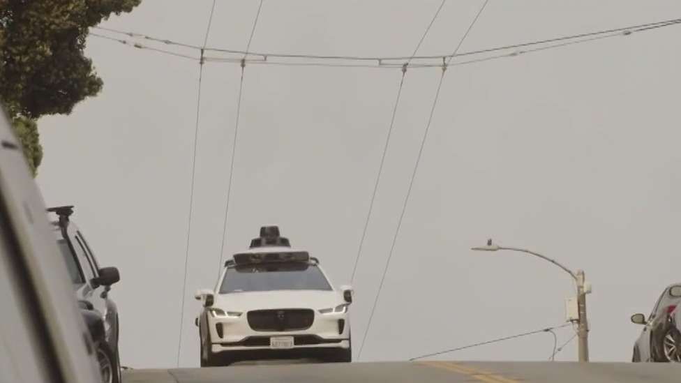 Debate over self-driving vehicle grows