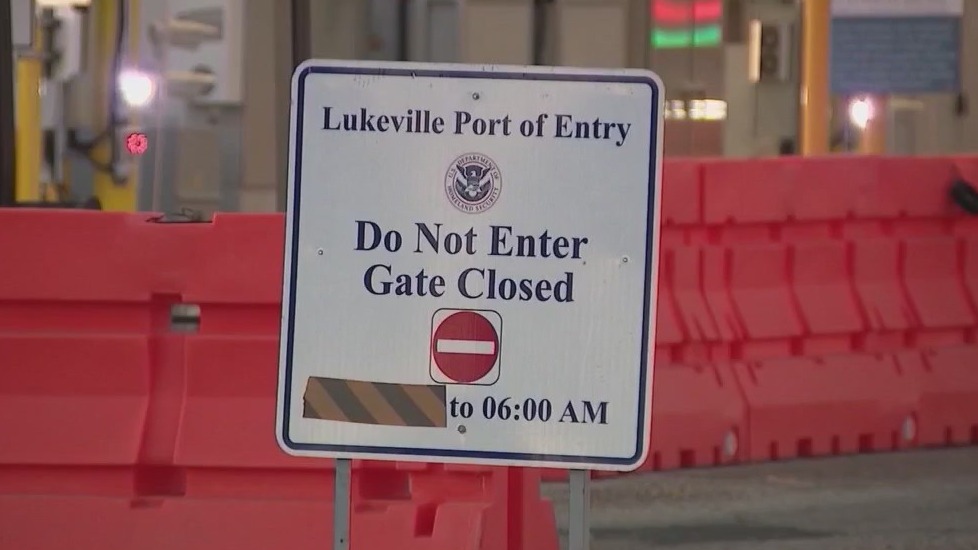 Lukeville closure continues hurting residents, businesses