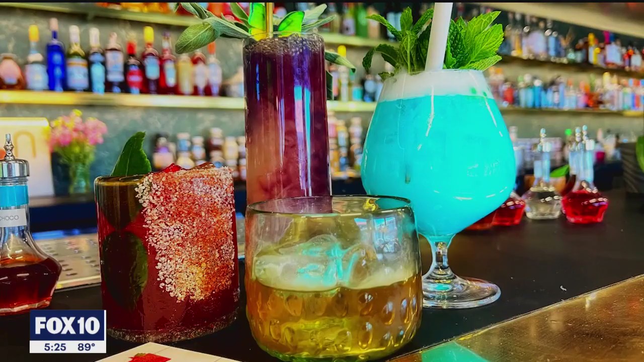 Craft cocktail bar in Downtown Phoenix features offerings tailored to