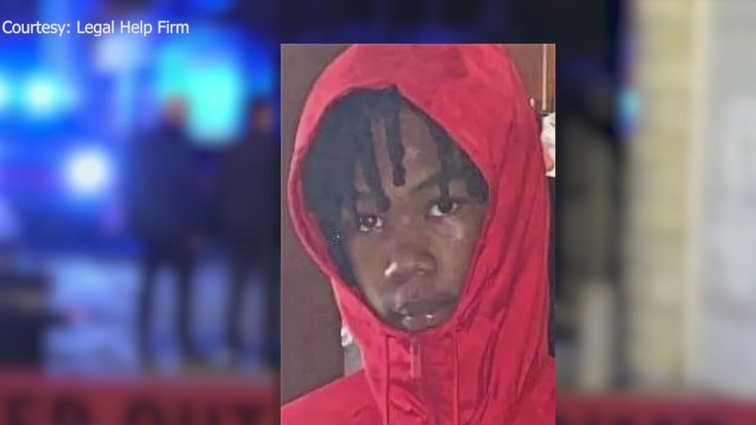 Chicago families mourn after 7-year-old, 15-year-old killed in separate shootings