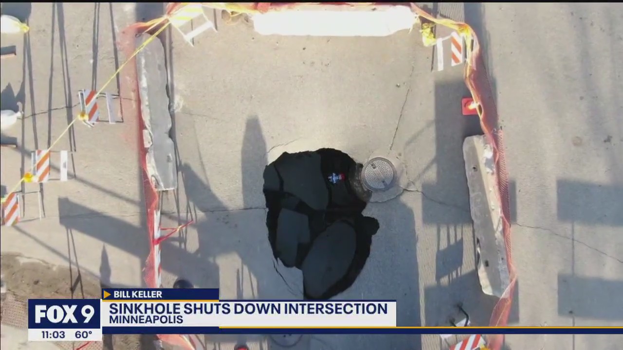 Minneapolis sinkhole shuts down intersection