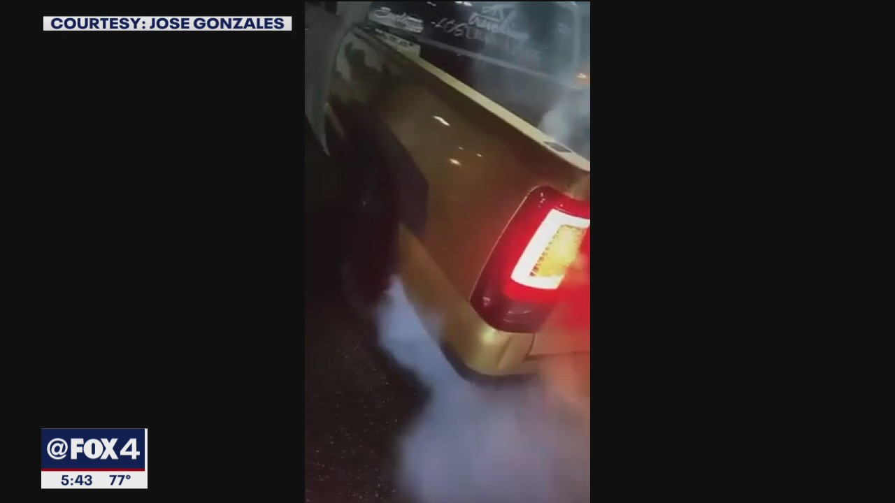 Cars do donuts, Austin street takeovers