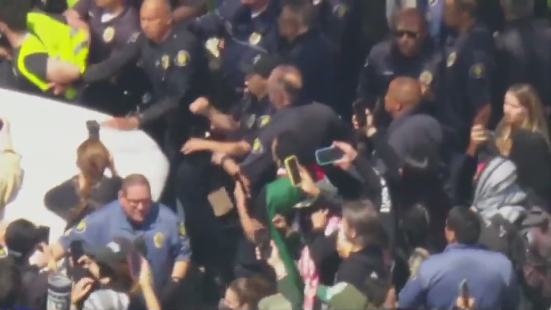 Pro-Palestinian protests growing at colleges