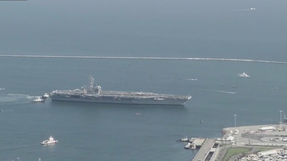 USS Carl Vinson arrives for Fleet Week
