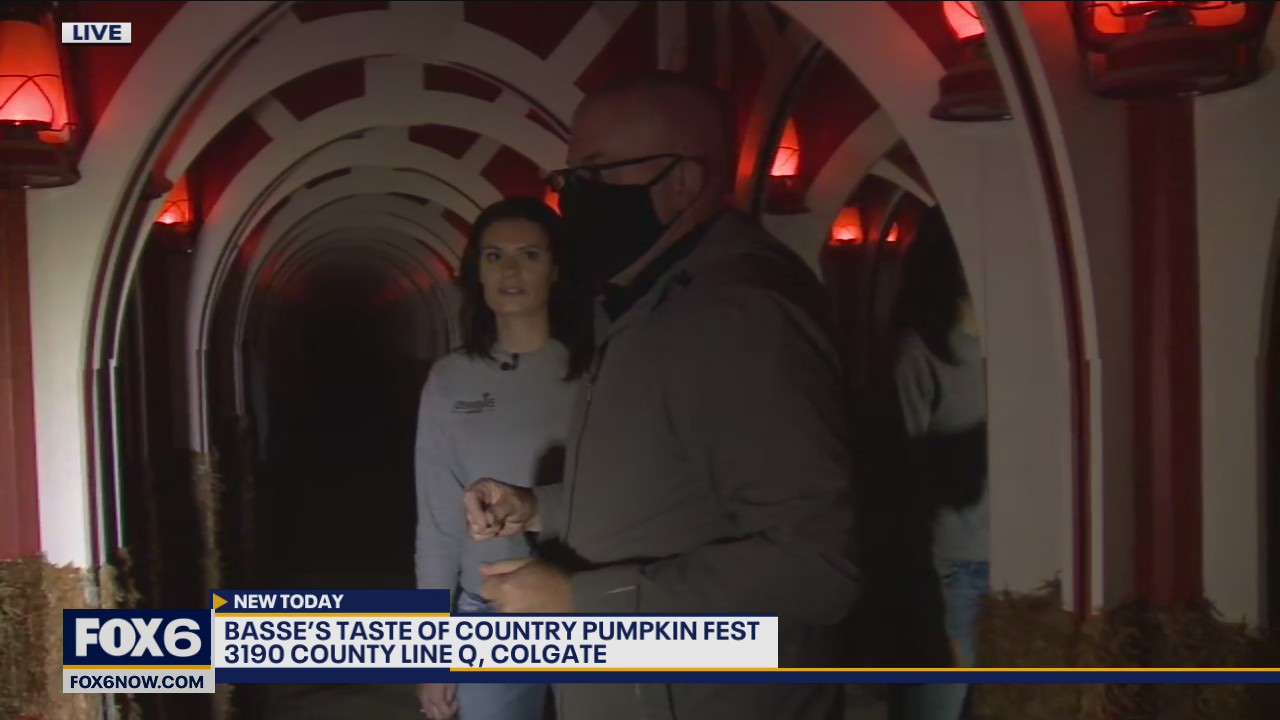 Mirror maze at Basse's