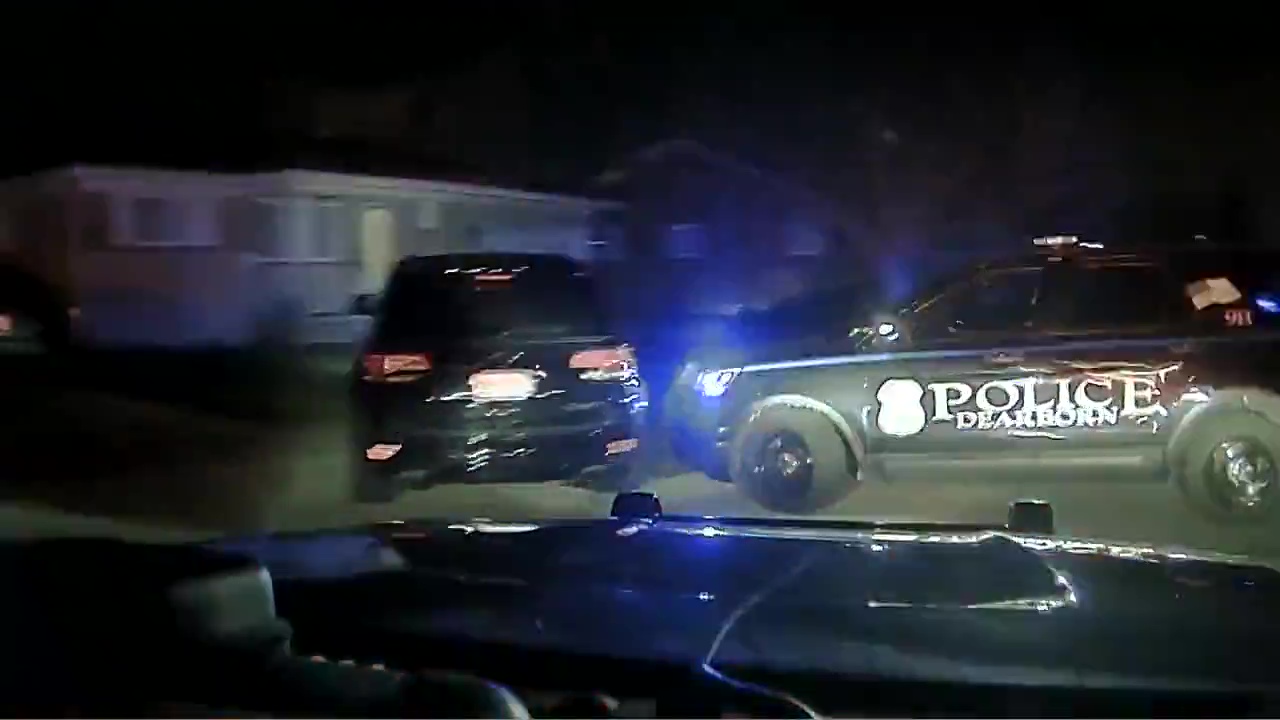 Dearborn Police chase, pin down suspects in stolen car