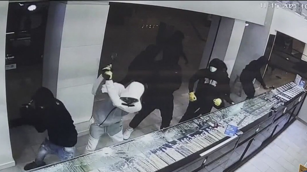 Bipartisan proposal aims to reign in retail crimes