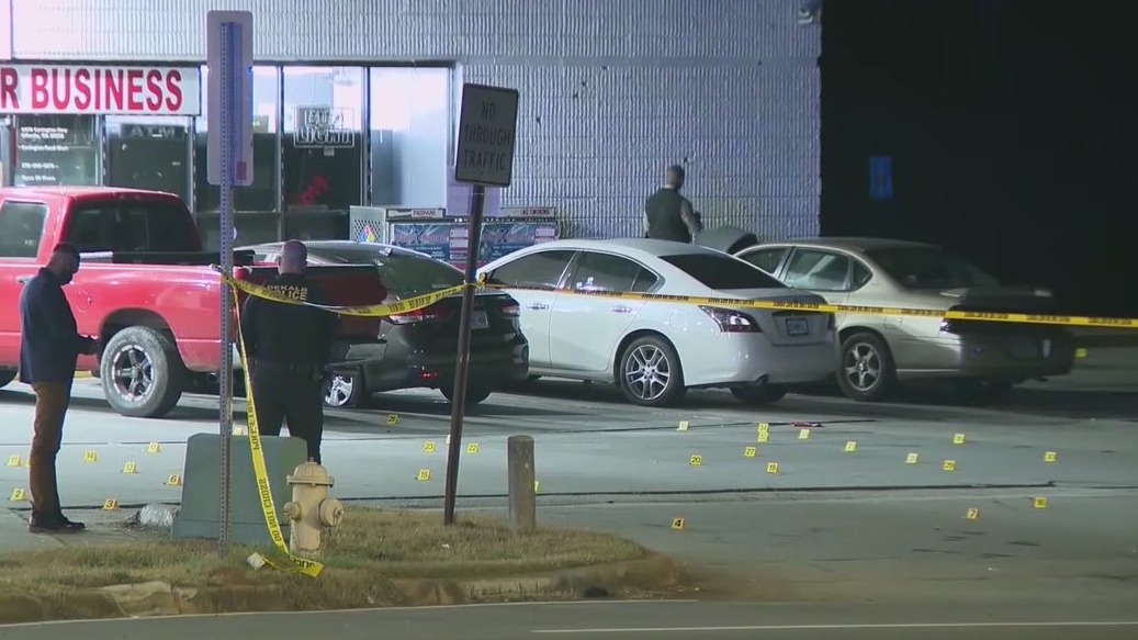 Police arrest 14-year-old on murder charges in gas station shooting