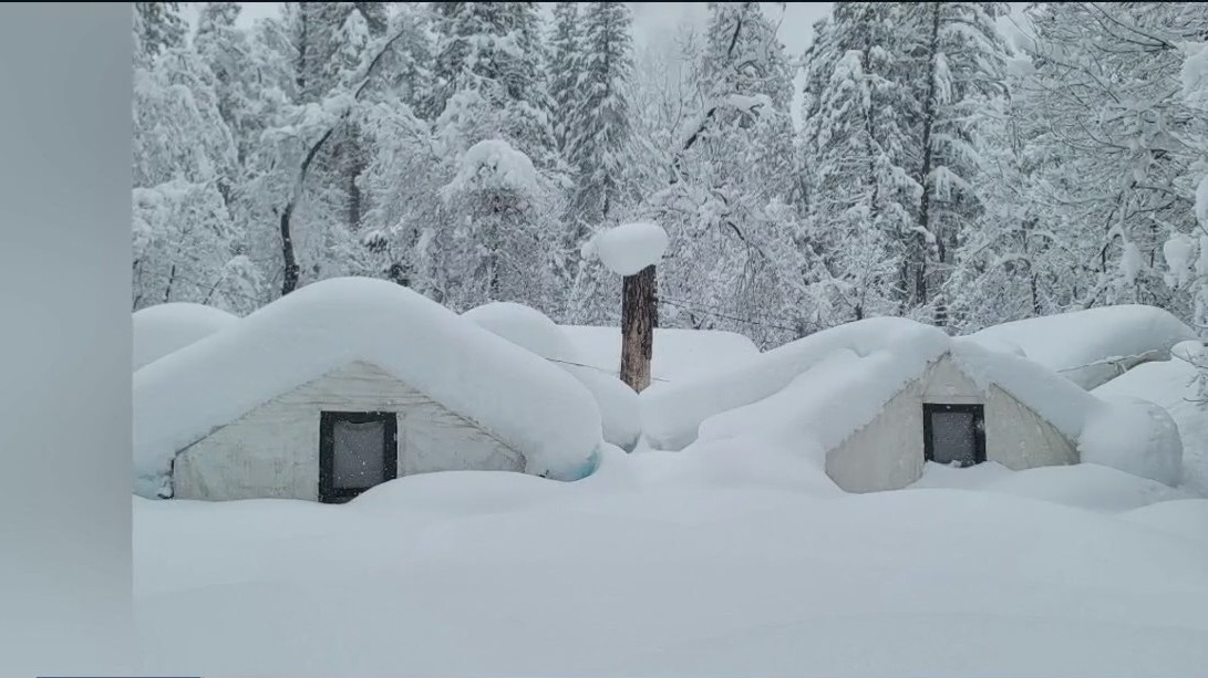 Yosemite National Park closed indefinitely because of snow
