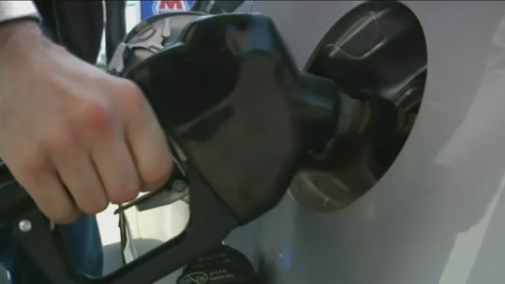 Arizona gas prices continue to creep closer to an all-time high